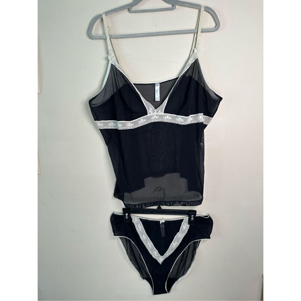 Cacique Lingerie Black Cream 2 piece Sexy